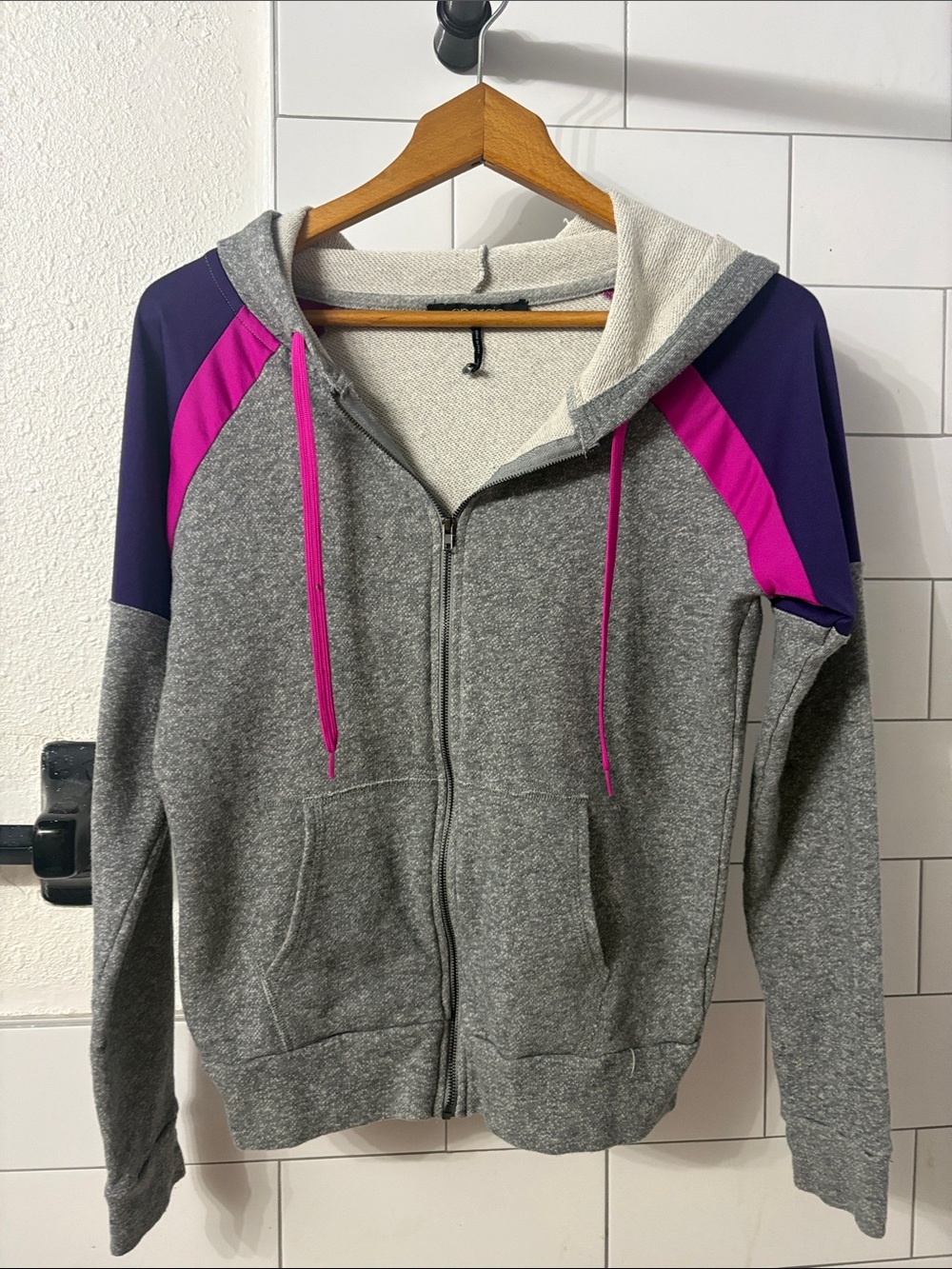 Energie Light Gray Knit Sweater with Black Label